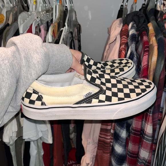 Vans slip on size women’s 8, men’s 6.5. Great condition. - Picture 1 of 4